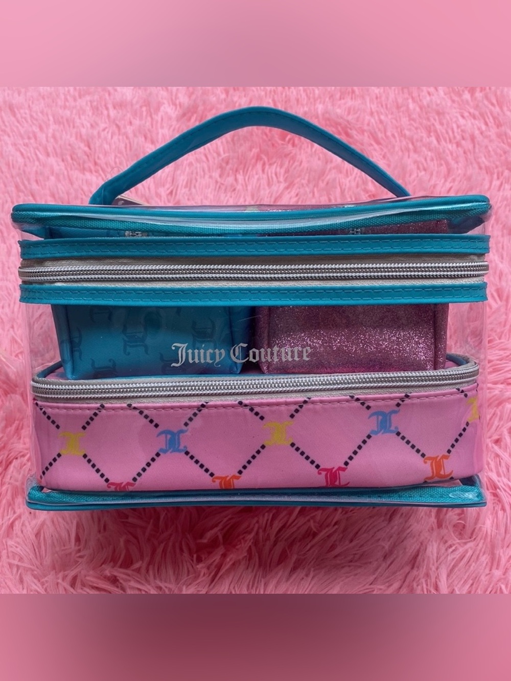 Juicy Couture 4 piece nested bag travel cosmetic set